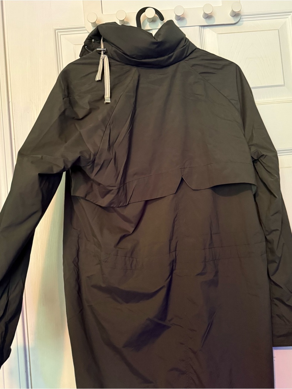 Abercrombie & Fitch Black Hooded Utility Jacket - Picture 5 of 6
